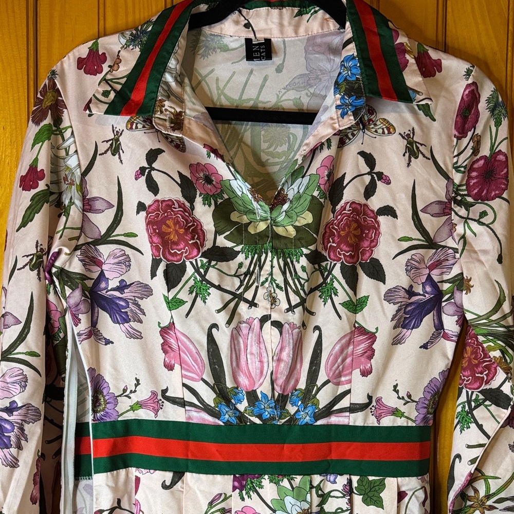 Lai Meng Five Cats Floral Long Sleeve Dress - Picture 6 of 10